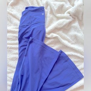 Groove Super-High-Rise Flared Pant